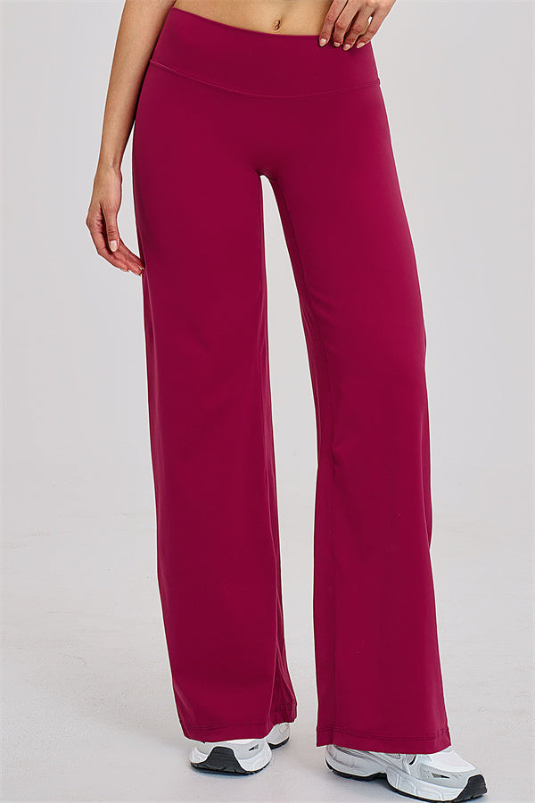 The Dynamic Crop Top Straight Leg Pants 2-Piece Set