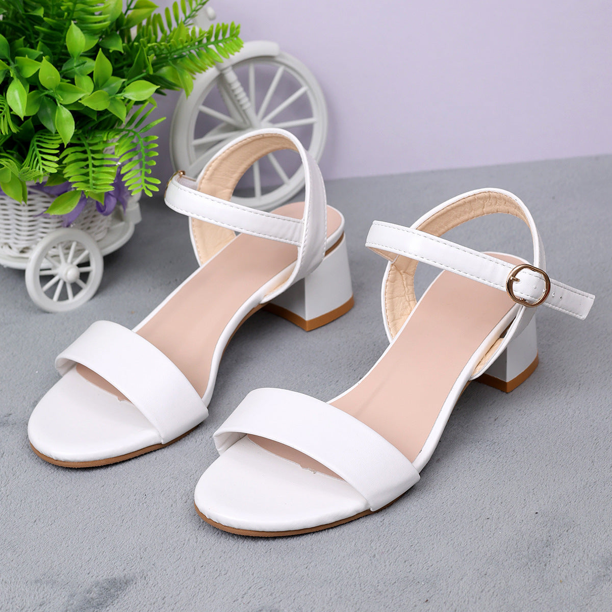 Women Genuine Leather Sandals Low Heel Buckle Strap Ladies Open Toe Black Decoration Summer Leather Open Toe And Ankle Strap Buckle Flat Sandals Casual Beach Shoes