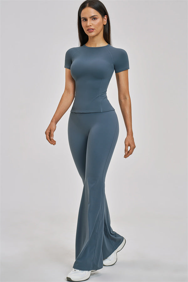 The Zenith T-shirt Flared Leggings 2-Piece Set