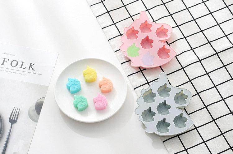 7 Cells Cute Unicorn Silicone Cake Molds No Smell Food Grade Material For Candle, Fondant, Biscuit, Dessert, Chocolate Molds Mini Unicorn Head Ice Cube Tray, Unicorn Silicone Molds Set For Chocolate Candy Cake Cupcake Soap Baking