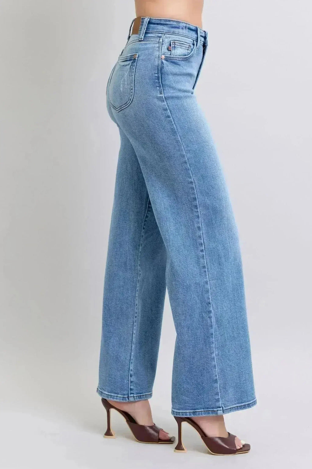 Judy Blue Wide Leg Jeans – High Waist w/ Pockets | 93% Cotton Blend