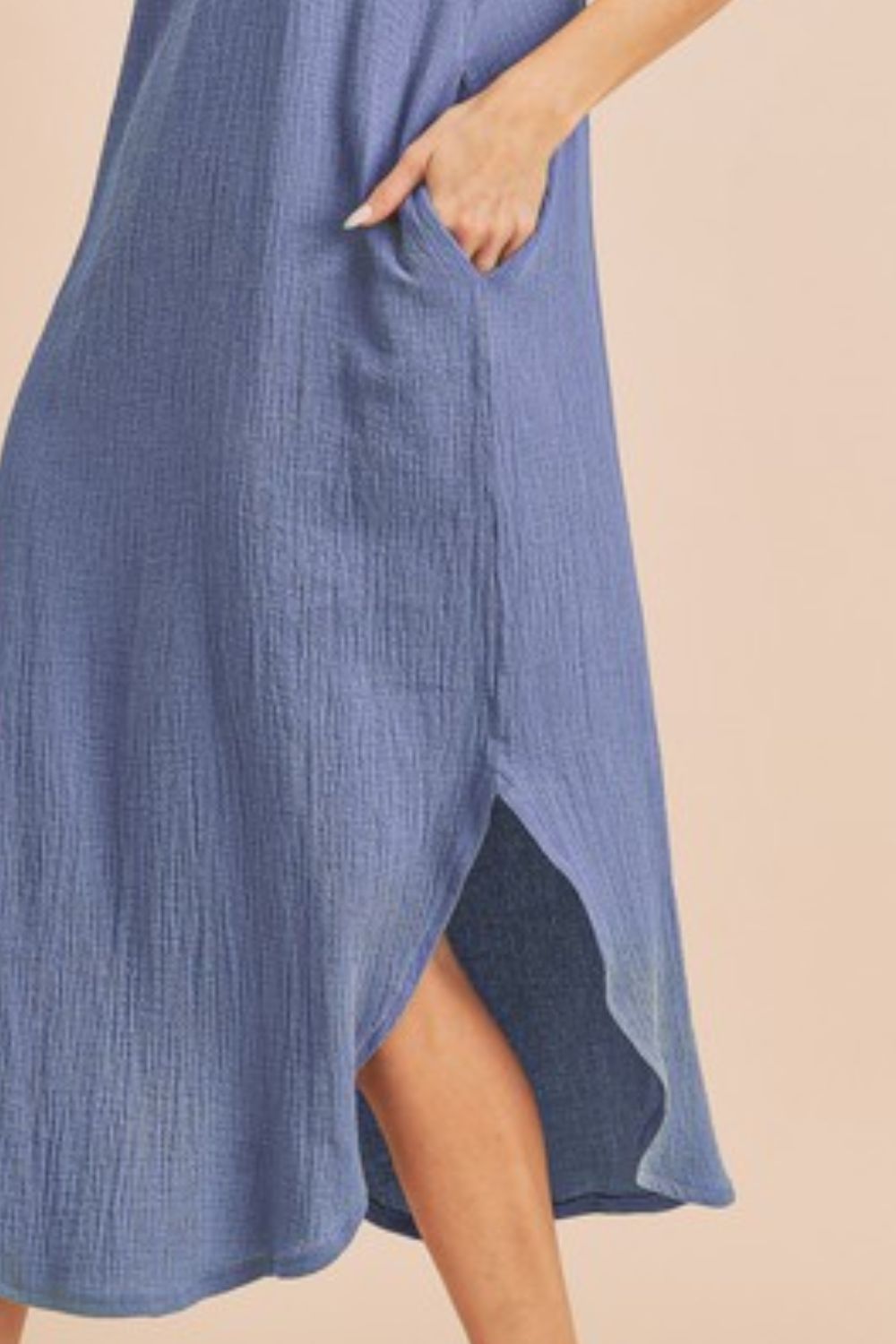 New Round Neck Midi Tank Dress with Pockets for Women – Casual, Comfortable & Functional for Everyday Wear