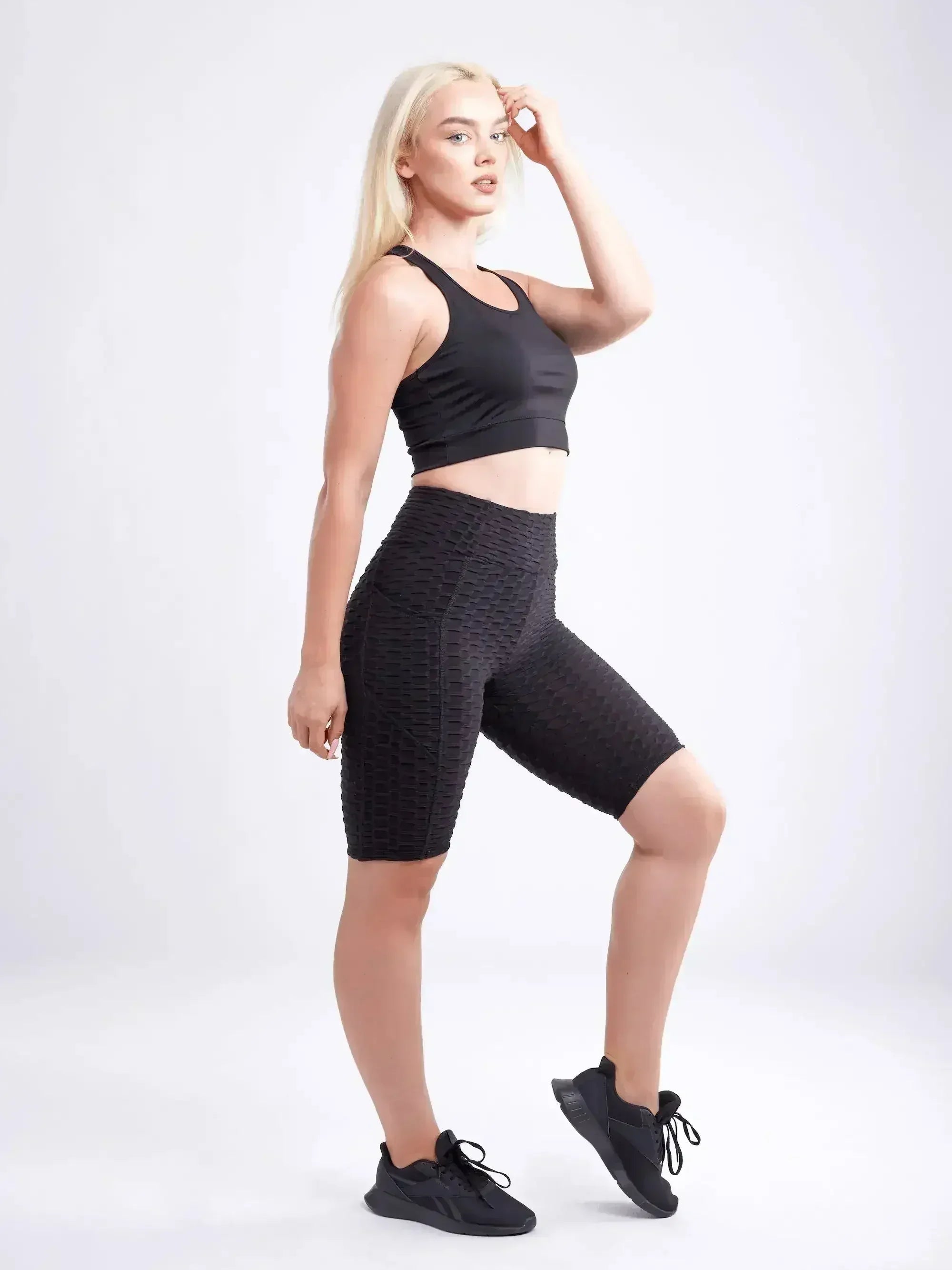 Racerback Training Crop Tank – Lightweight & Breathable for Workouts