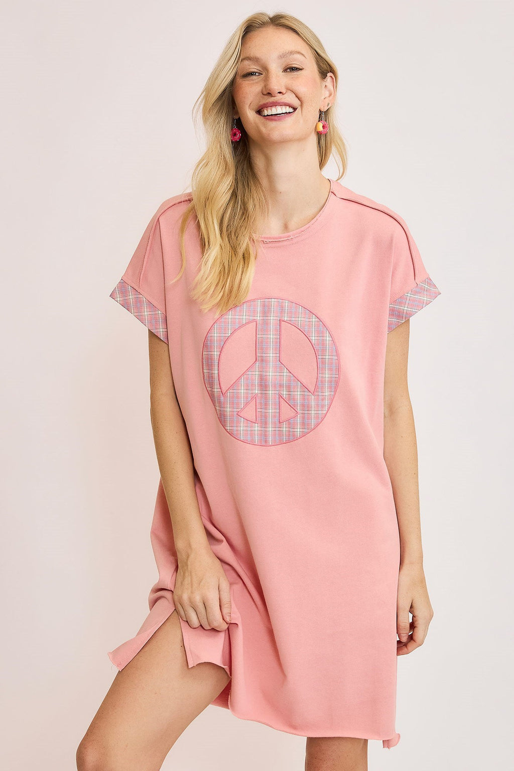 Peace Plaid Applique Short Sleeve Mini Dress For Women – Trendy and Comfortable Mini Dress with Applique Detailing and Chic Plaid Pattern