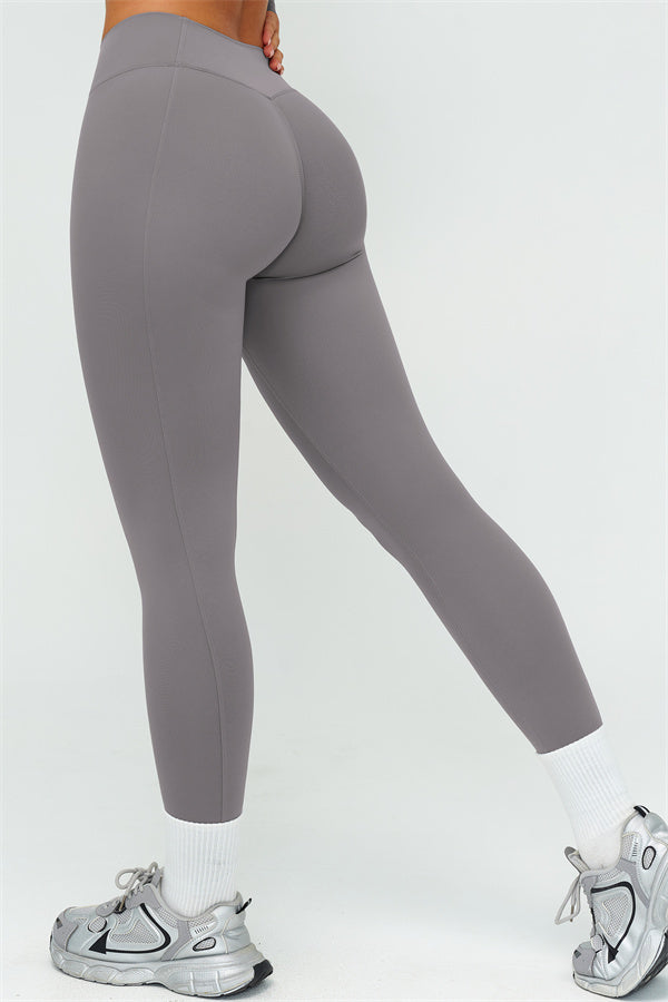 The Lushness Y-Back Sports Bra Leggings 2-Piece Set