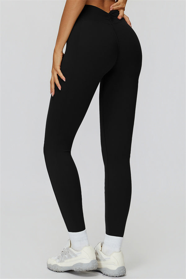 The Fyra Crop Tank Leggings 2-Piece Set