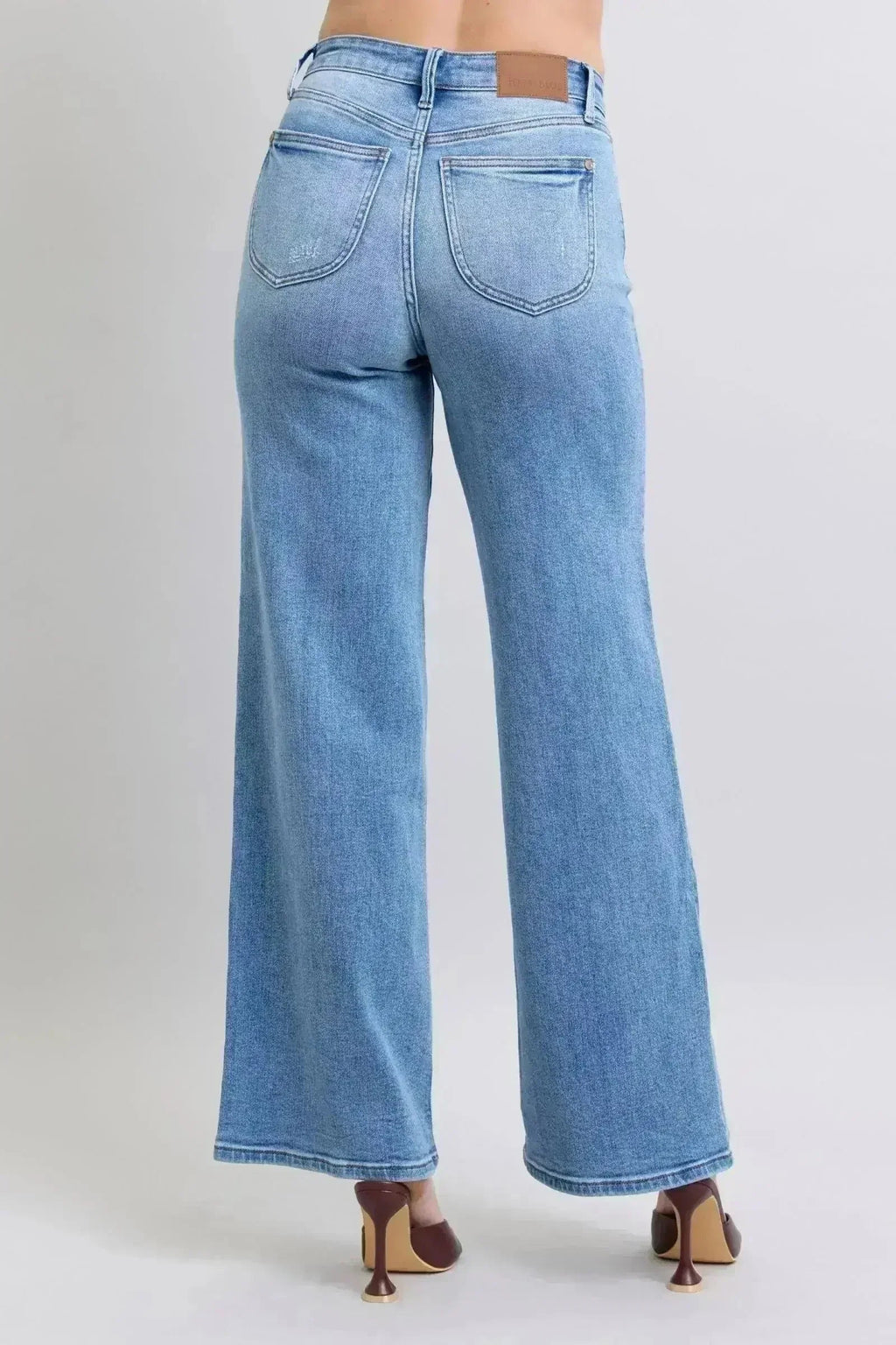 Judy Blue Wide Leg Jeans – High Waist w/ Pockets | 93% Cotton Blend