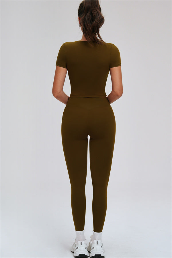 The Svelte T-shirt Leggings 2-Piece Set