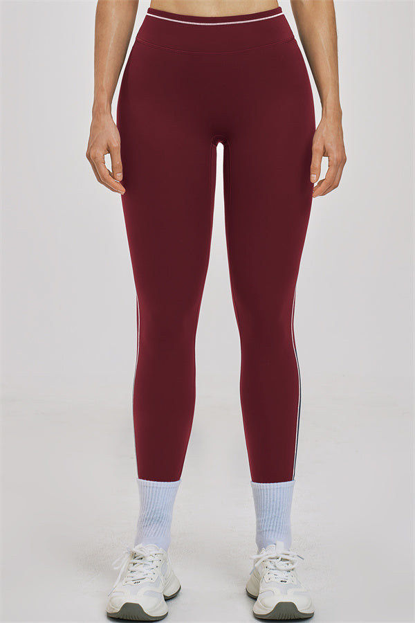 The Unbound Sports Bra Leggings 2-Piece Set