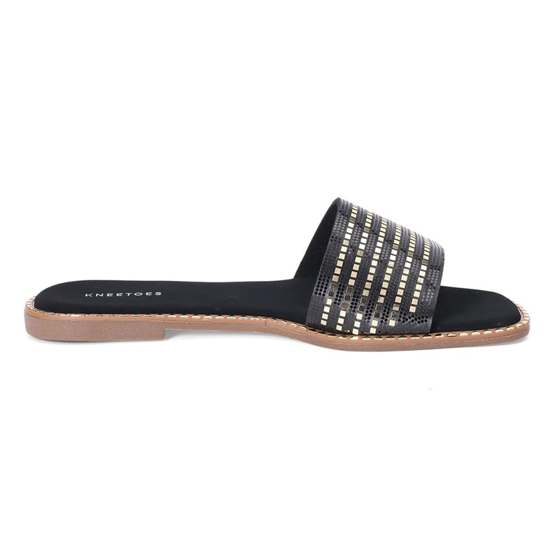 Lunelle – Black Slip-Ons