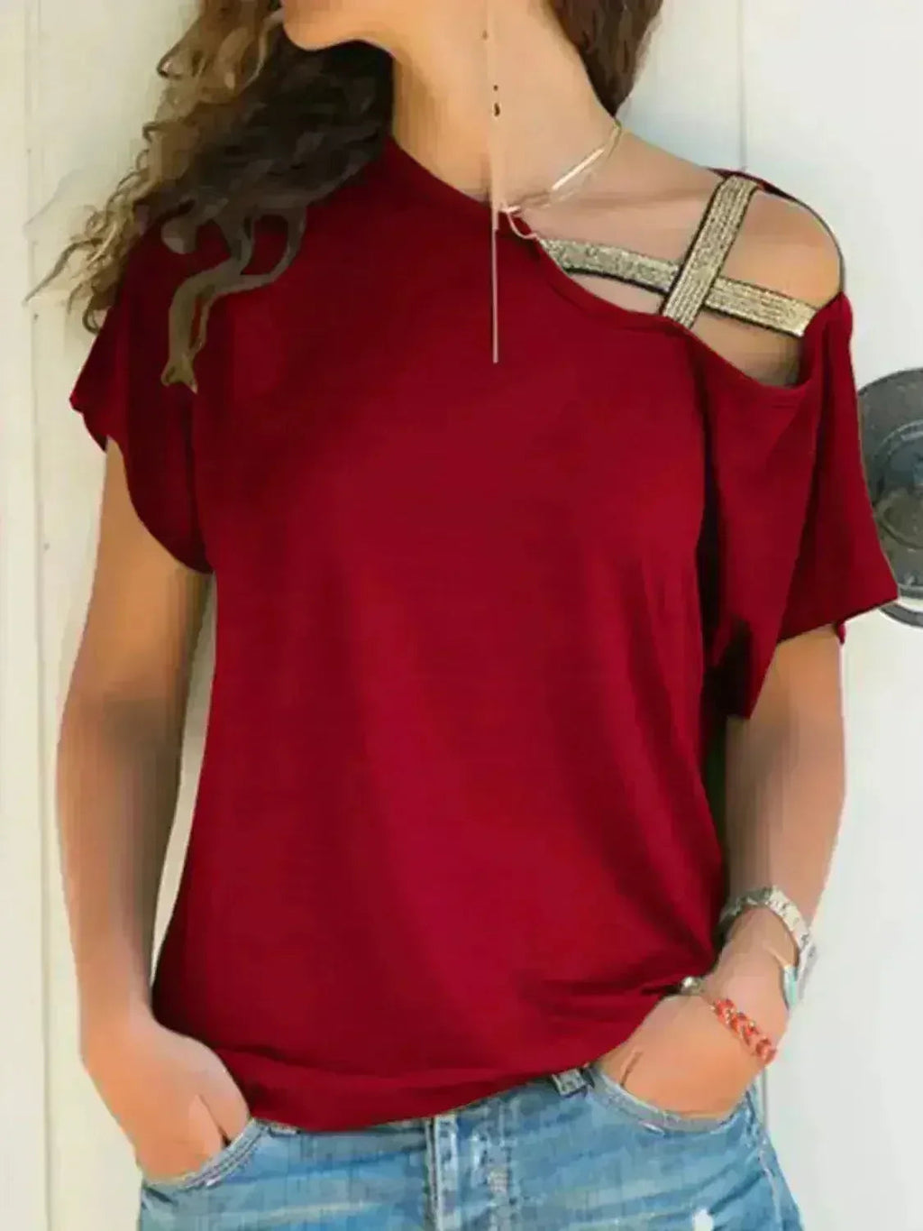 Asymmetrical Neck T-Shirt – Modern Basic with Edge