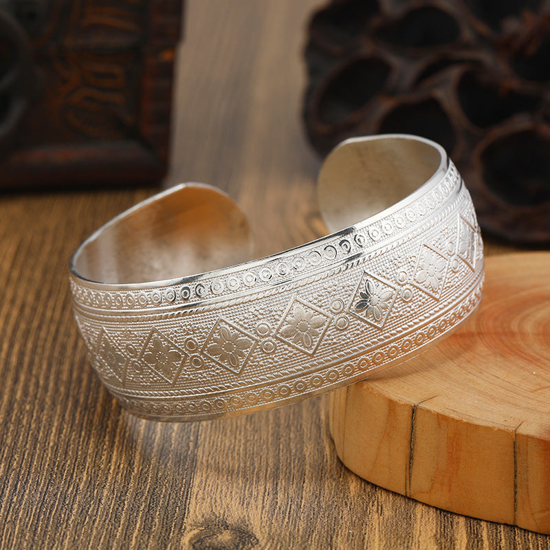 Big Elegant Luxury Amazing Classic Fashion Flower Metal Tibetan Indian Silver Vintage Retro Fashion Cuff Bracelet Bangle For Woman With Details of Animals