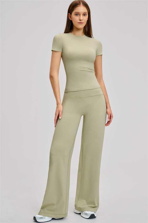 The Dynamic T-shirt Straight Leg Pants 2-Piece Set