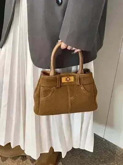Stylish Suede Handbag – Adjustable Strap & Dual-Use Design