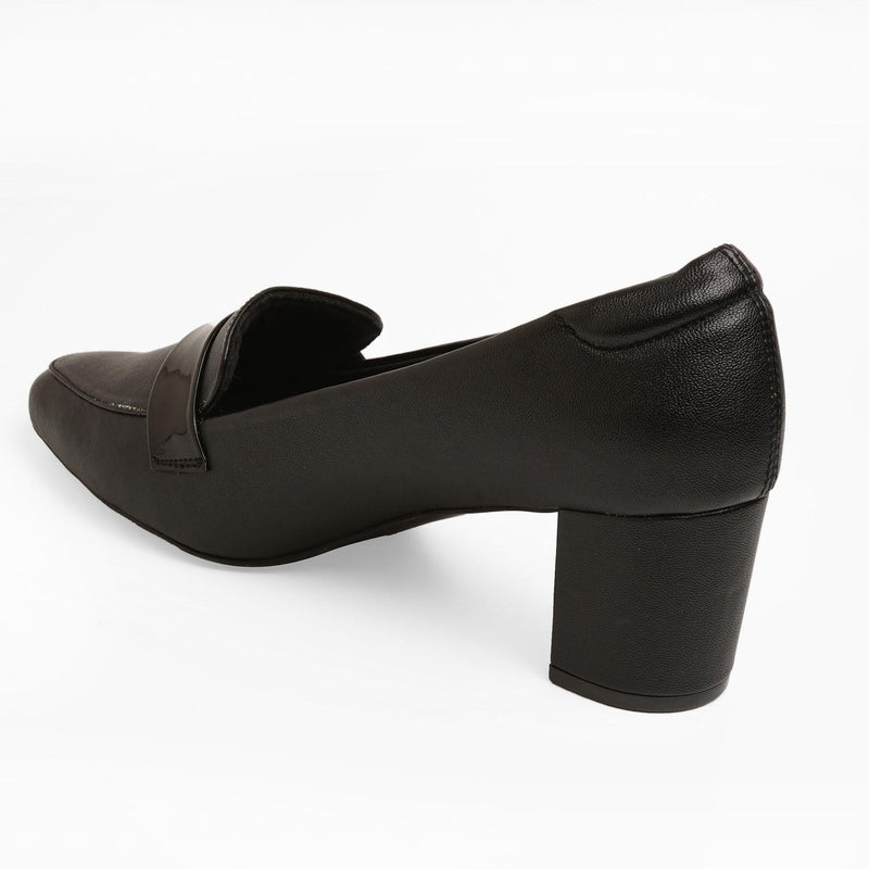 Virelia- Black Pumps