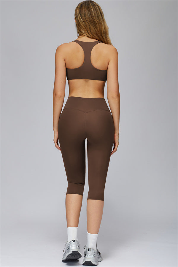 The FlexCore Sports Bra Capri Leggings 2-Piece Set