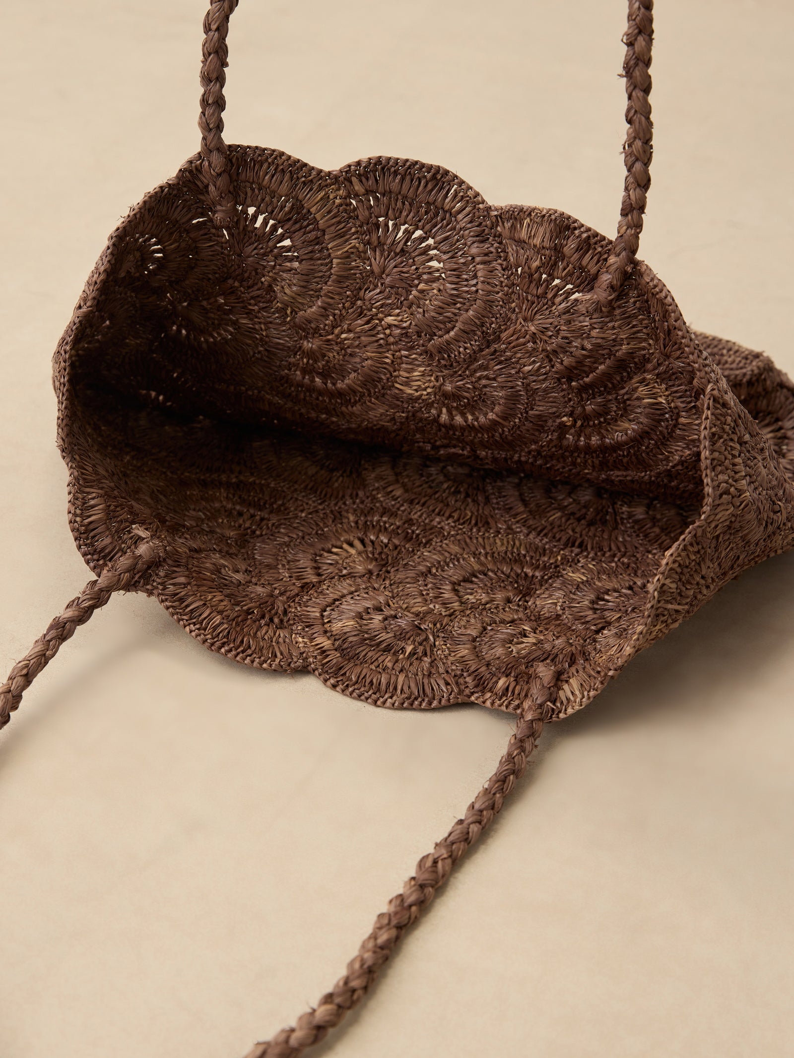 Handwoven Raffia Floral Pattern Tote Bag