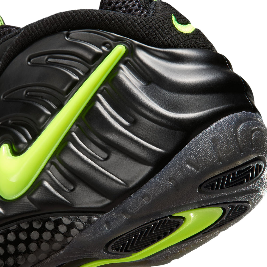 Nike Mens Air Foamposite Pro - Black/Voltage