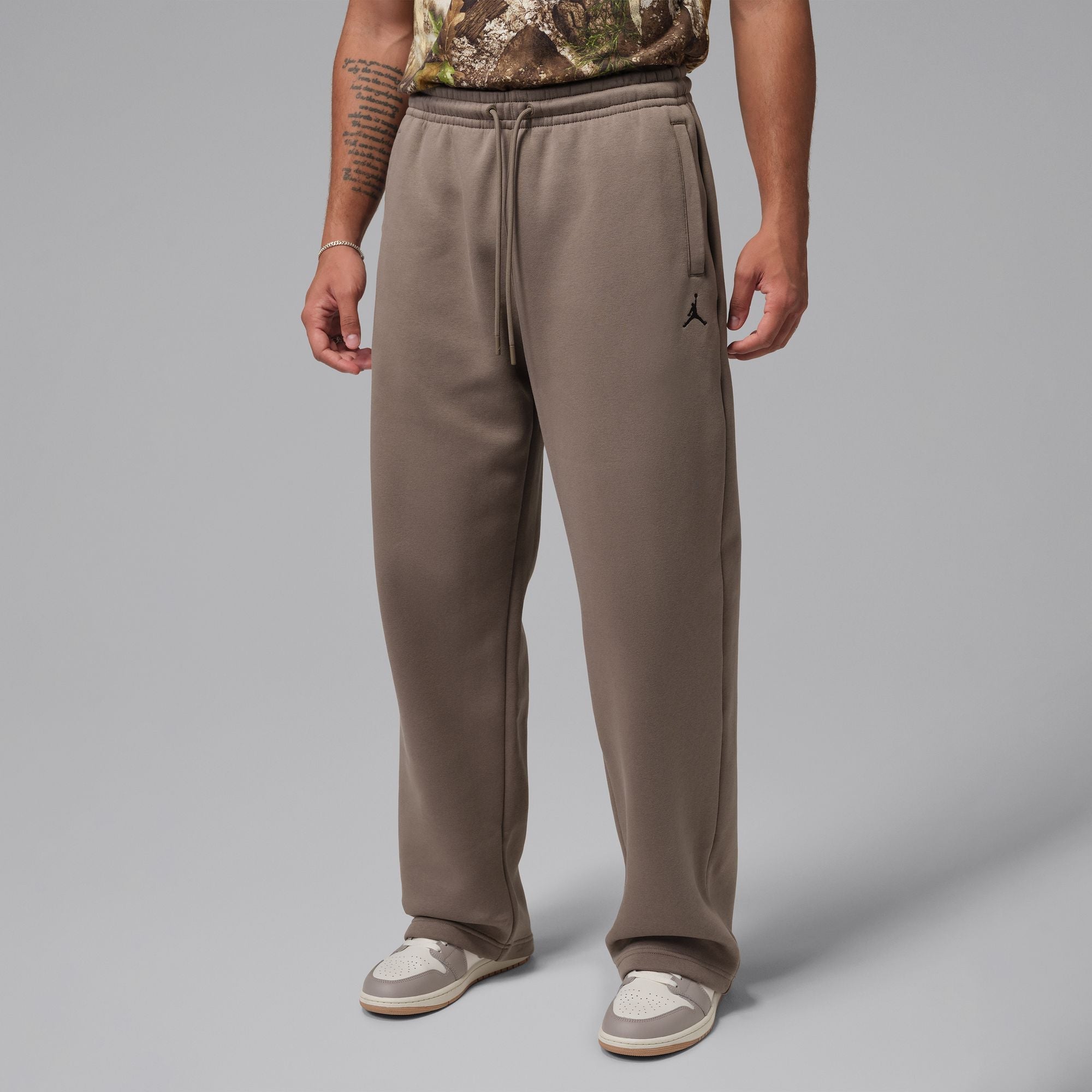 Air Jordan Mens Oversized Open Hem Sweatpants - Olive Grey
