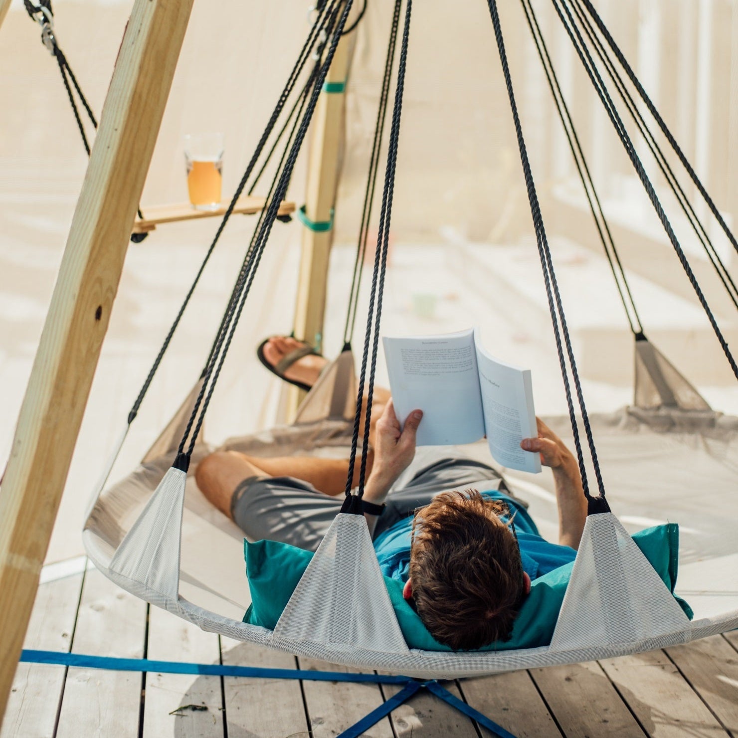 Sky Hover Swing