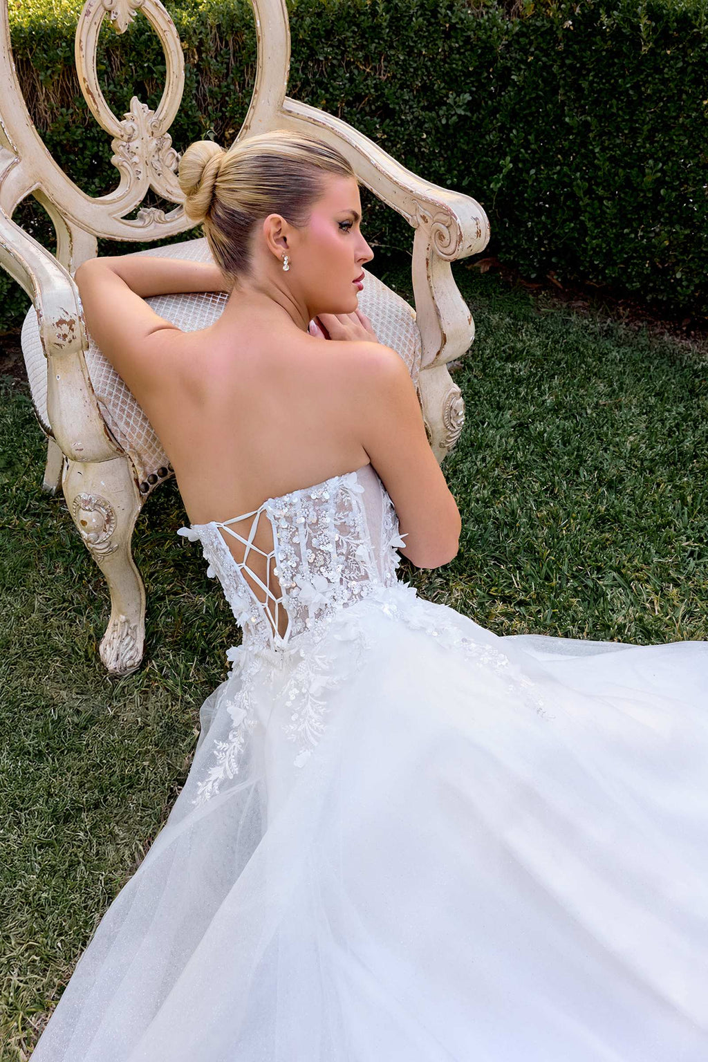 Ladivine C174W Sweetheart Neck 3D Floral Applique A-Line Strapless Gown