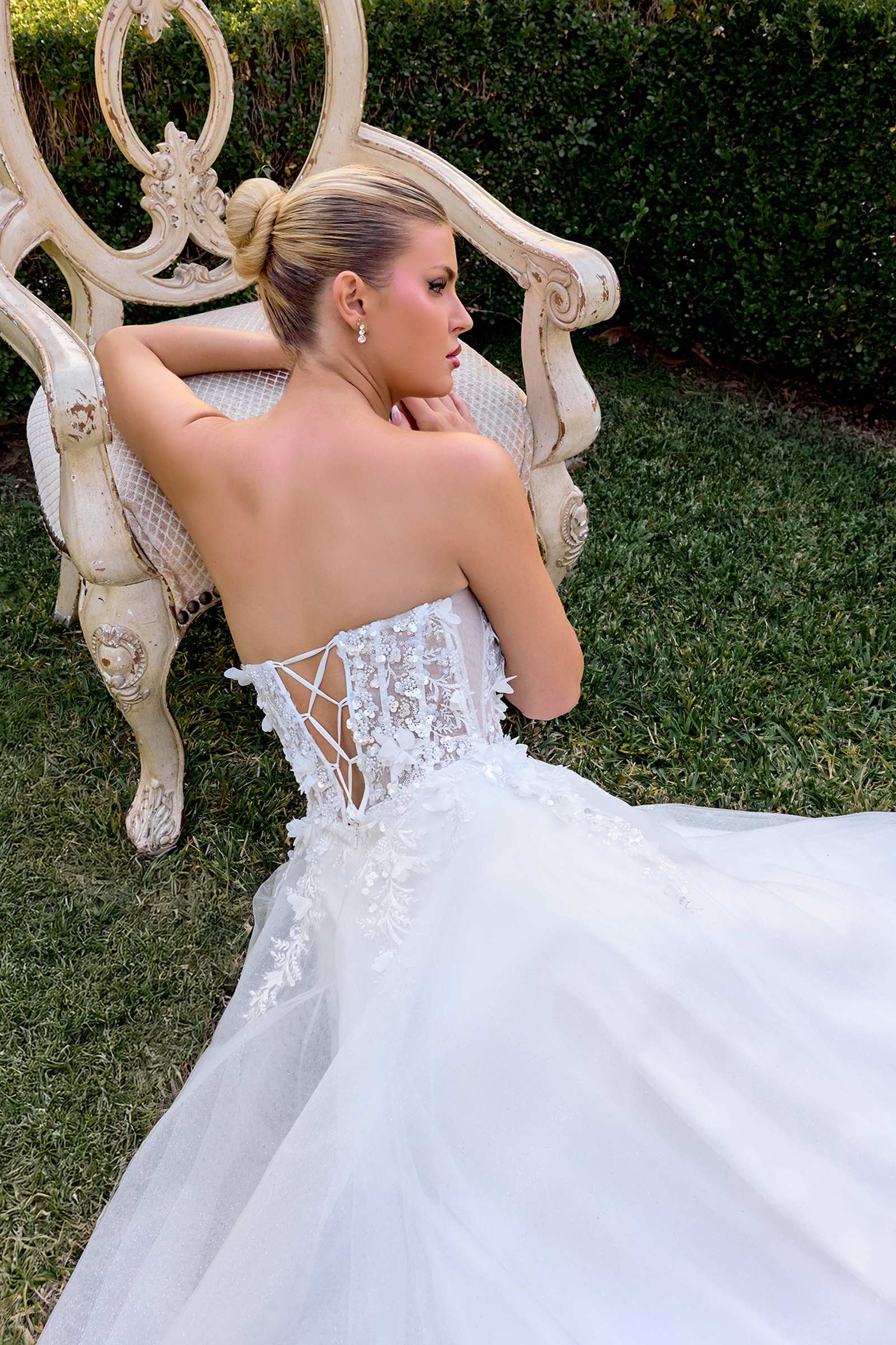 Ladivine C174W Sweetheart Neck 3D Floral Applique A-Line Strapless Gown