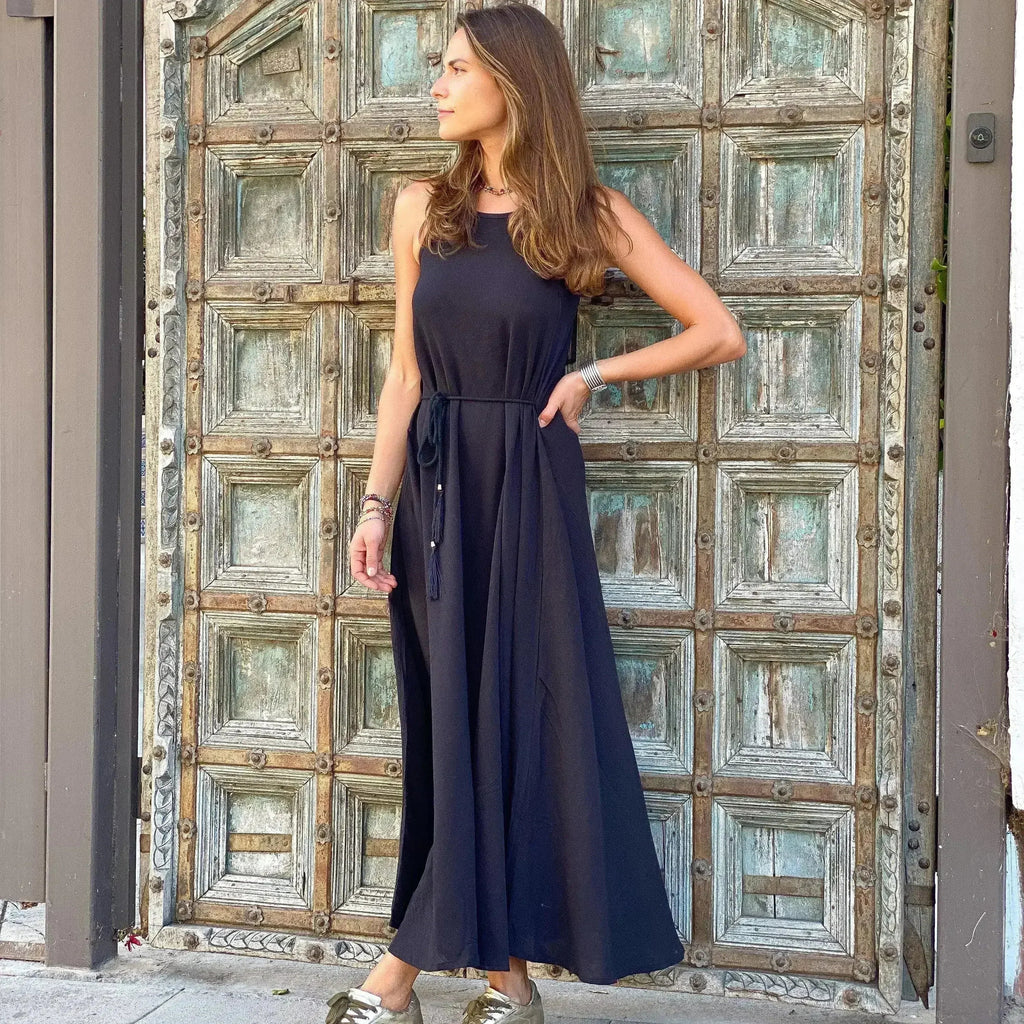 Callie Cotton Maxi Dress | Vacation Essential | Femstylo