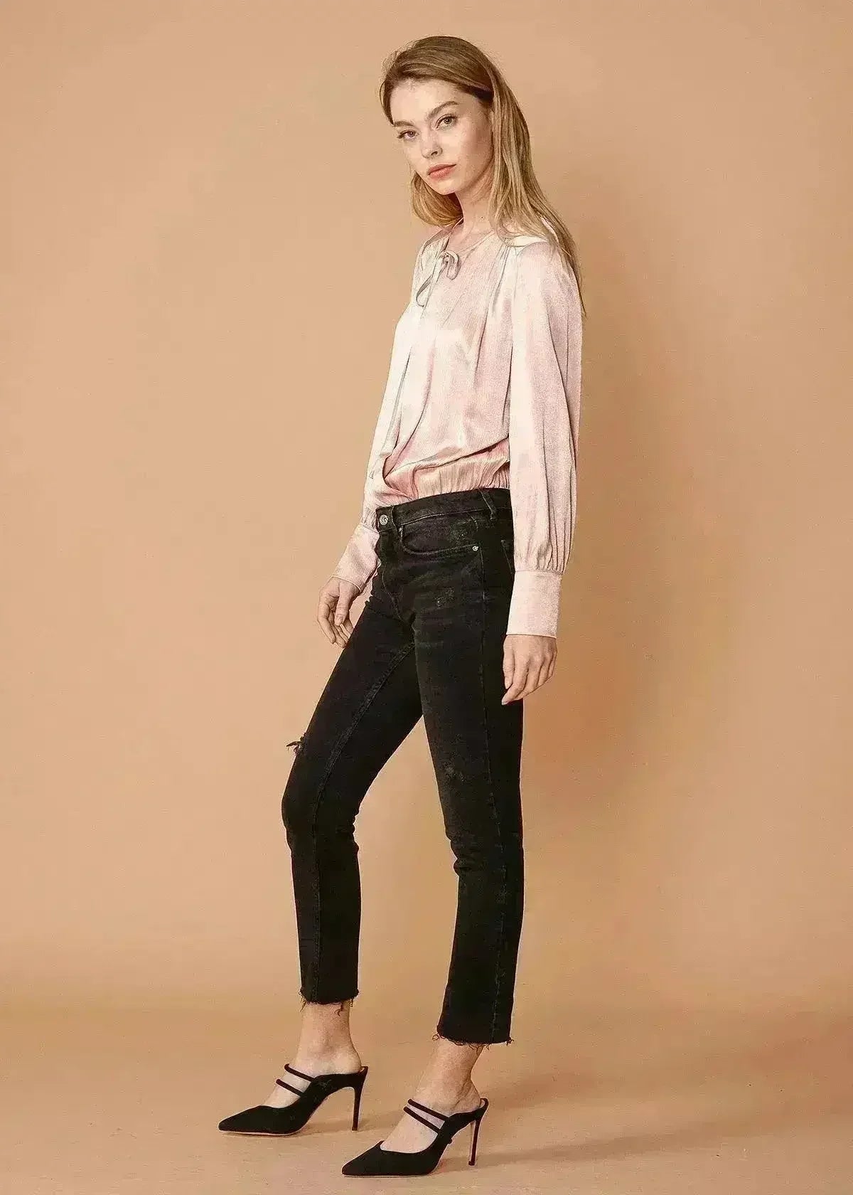 Fall Pink Tie-Neck Long Sleeve Bodysuit - Femstylo