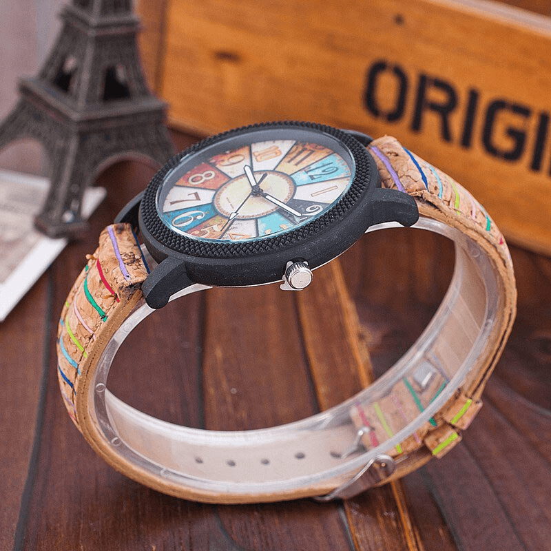 Fashion Casual Vintage Leather Women Quartz Wrist Watch  For Women and Girls