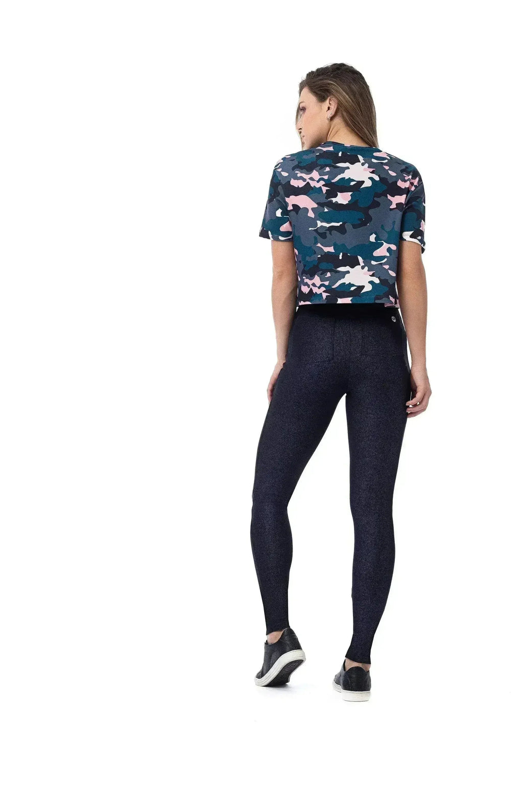 Daisy Camo Short Sleeve Crop Top | Stylish & Comfortable
