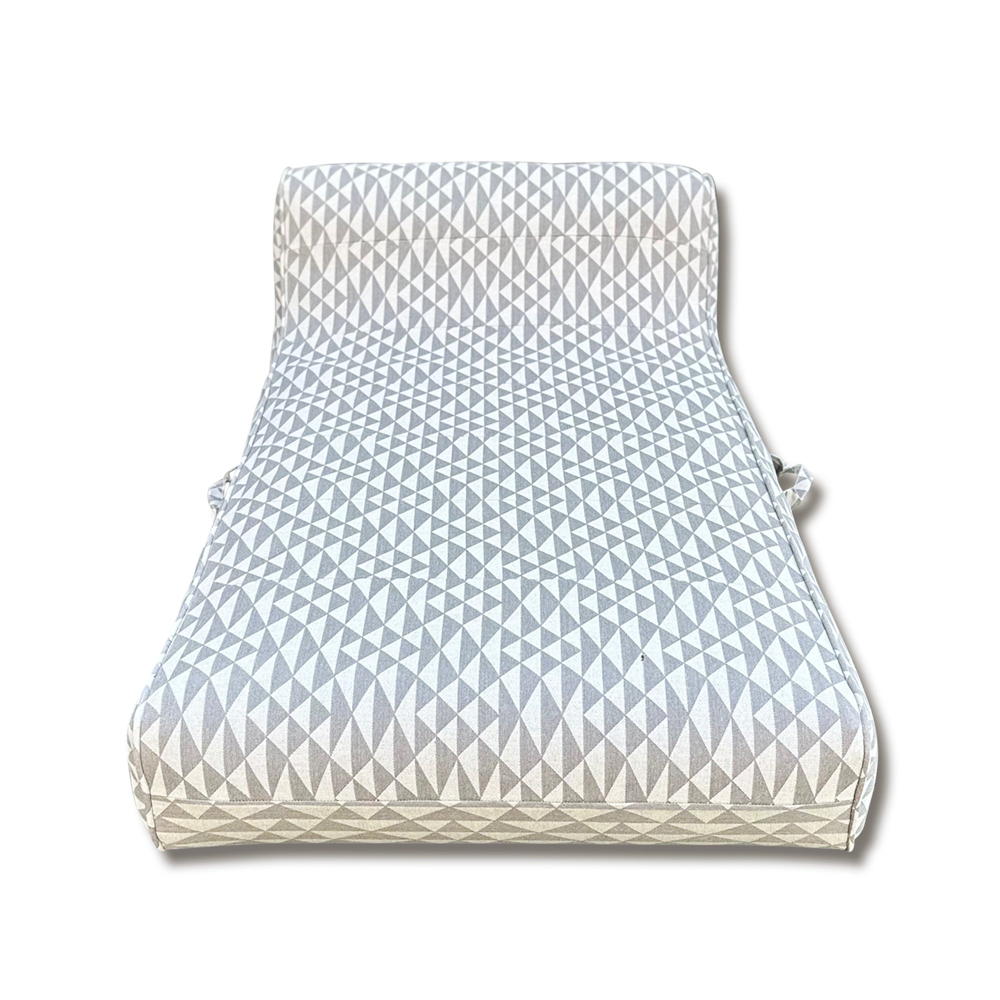 Luxe Linen-Like Inflatable Pool Lounge-Oyster Abstract