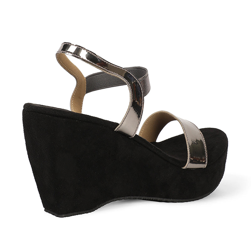 Aurora - Black Wedges