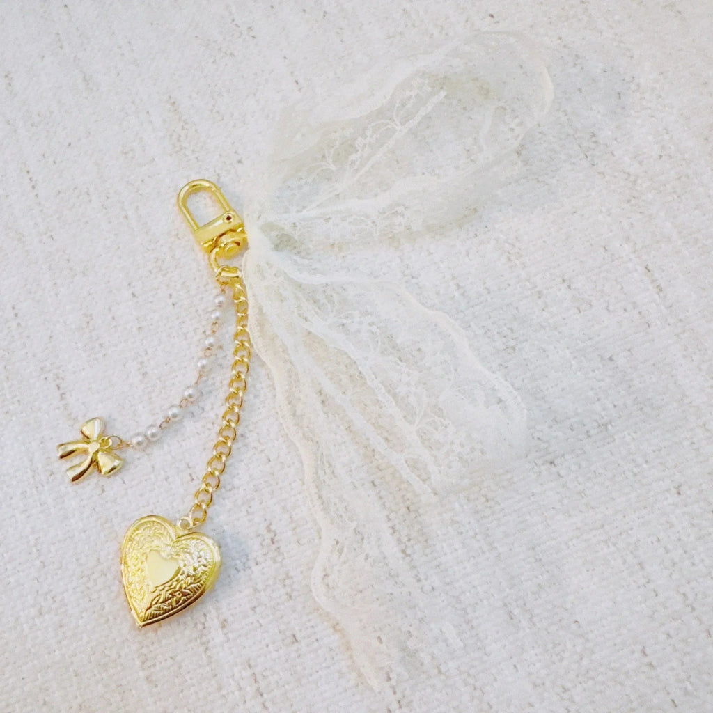 Lace & Love Heart Bag Charm  – White Bow with Gold Heart | Romantic