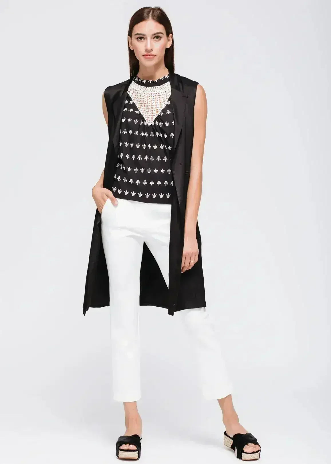 Women's Sleeveless Crochet Trim Top
