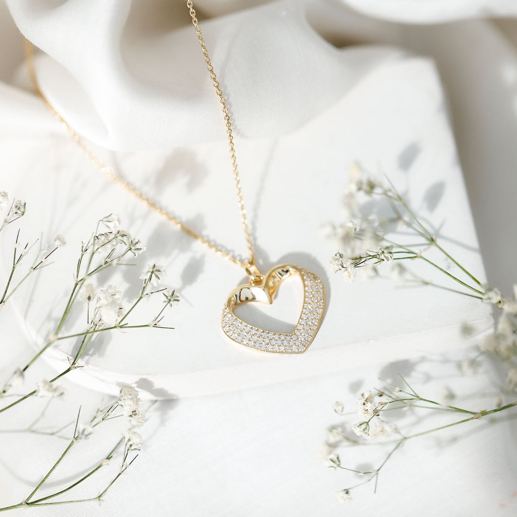 Pave Set Lab Grown Diamond Heart Necklace For Women