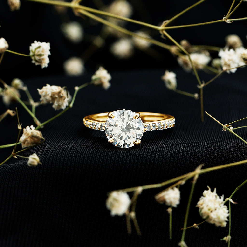 2 Carat Round Cut Moissanite Engagement Ring in 4 Prong Setting