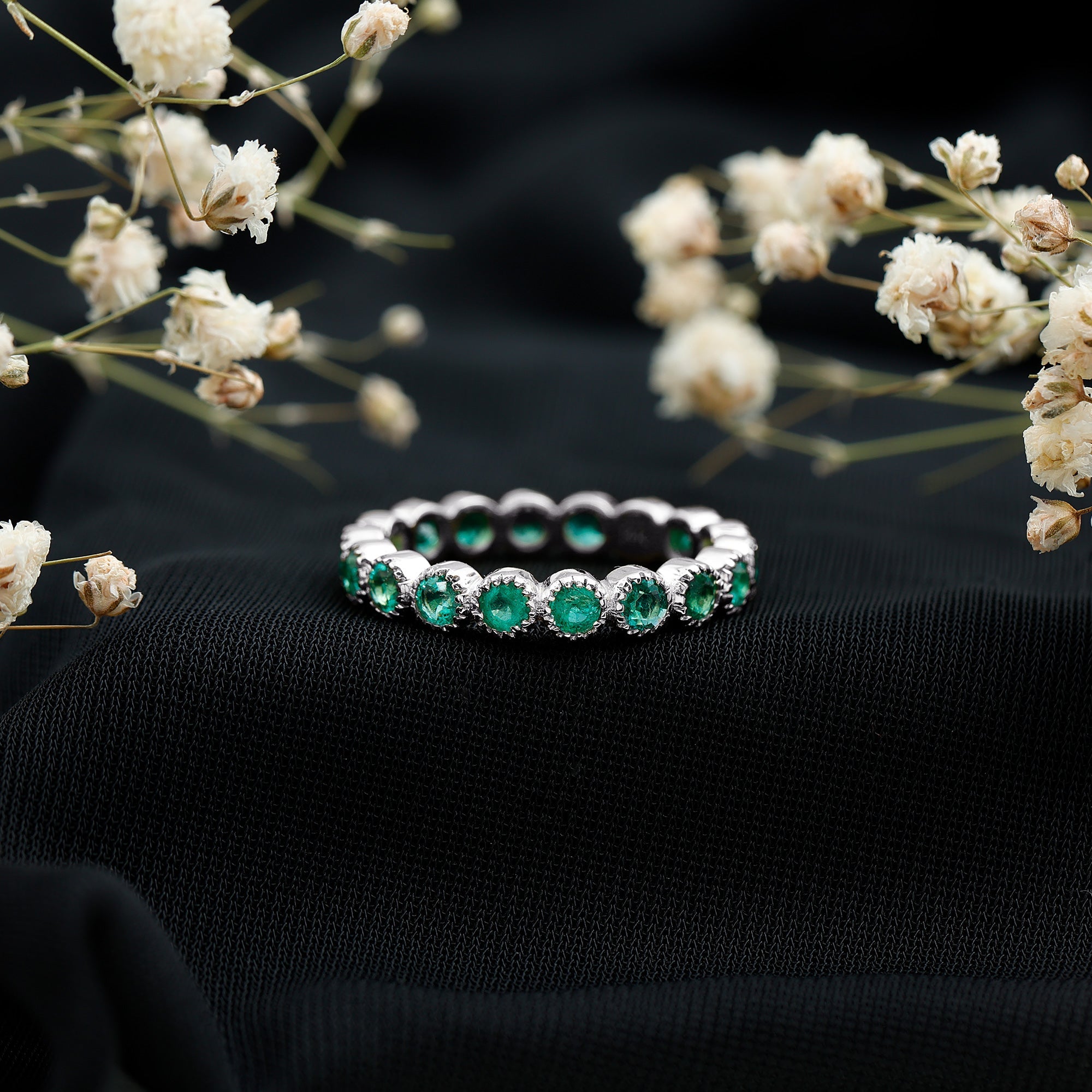 Milgrain Bezel Set Round Emerald Eternity Wedding Band