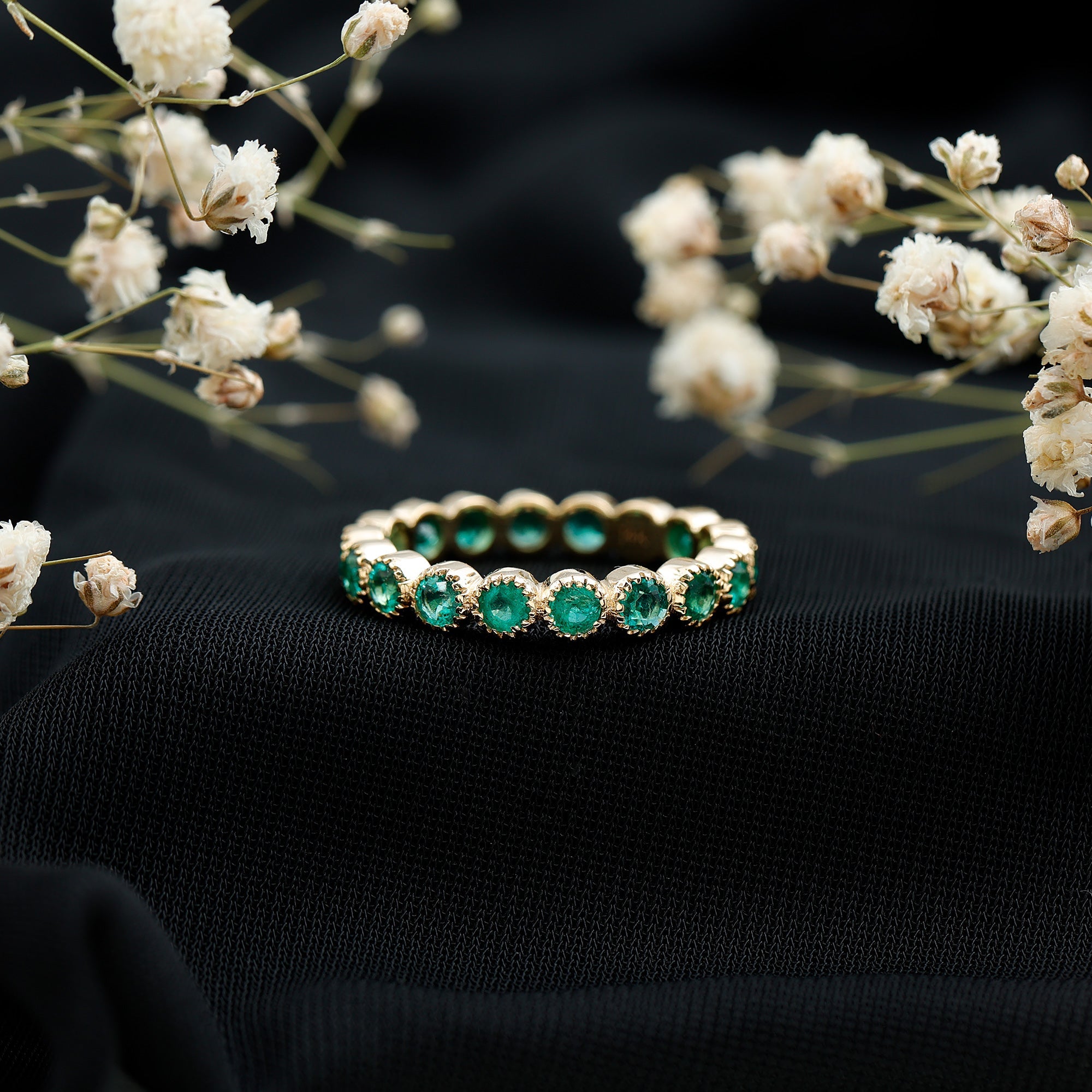 Milgrain Bezel Set Round Emerald Eternity Wedding Band