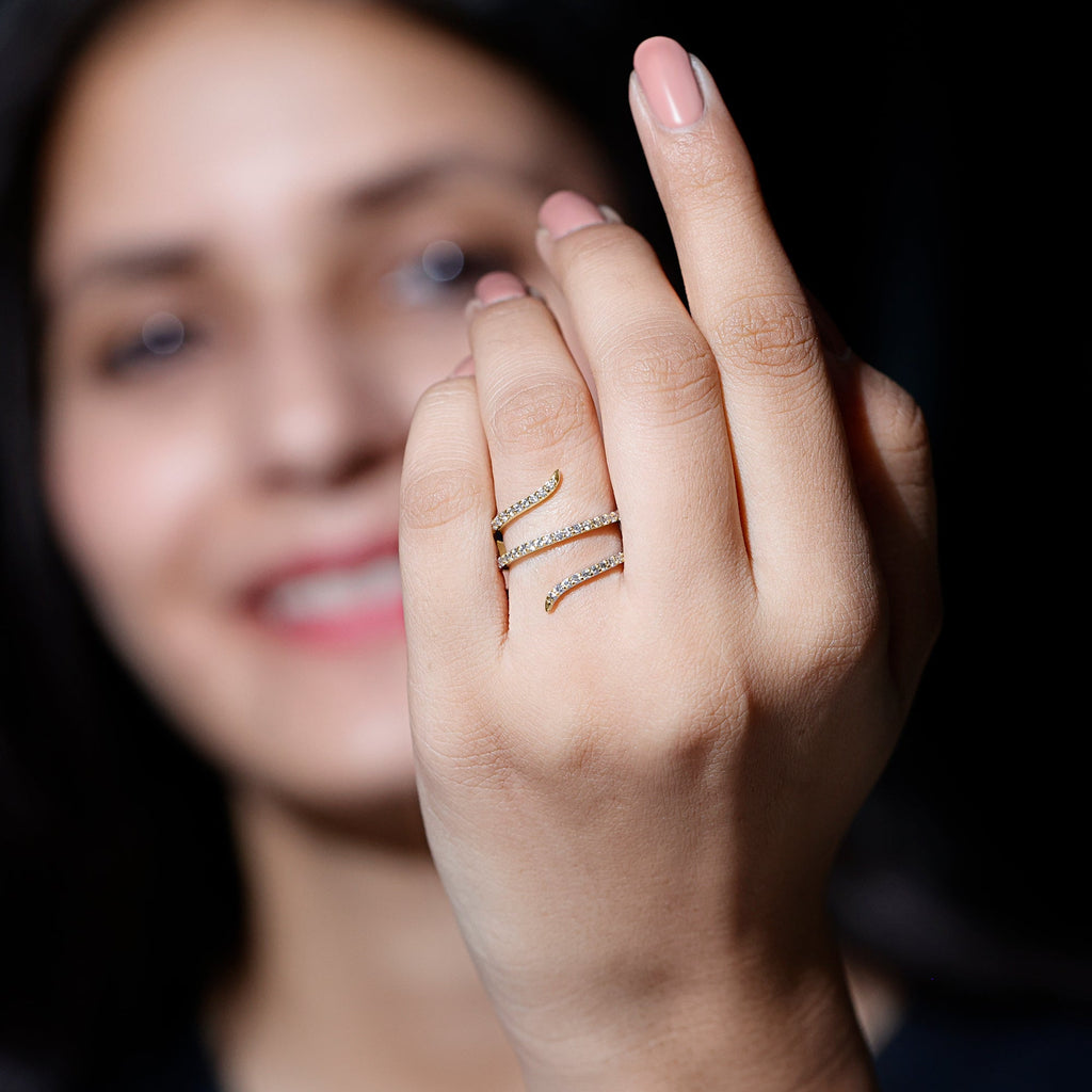 Certified Diamond Spiral Ring For Women