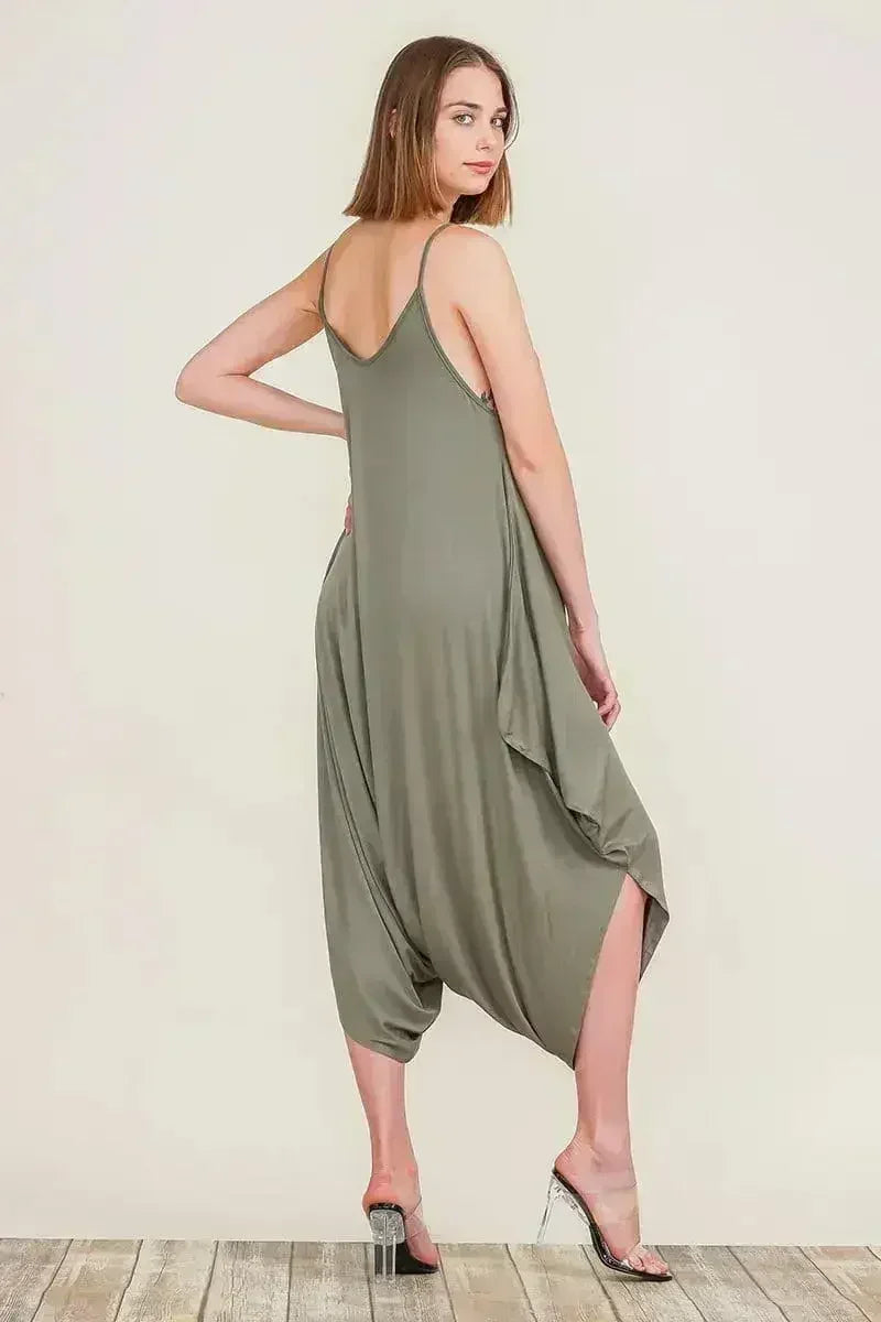 Harem Jumpsuit Romper – Chic & Versatile One-Piece | Breathable Rayon