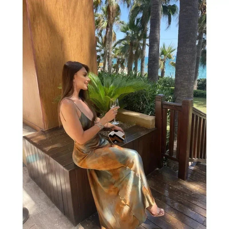 2025 Summer New Women's Open Back Sleeveless Dress Fashion Satin Mid Length Dress Printed Sexy V Neck Sling Dress
