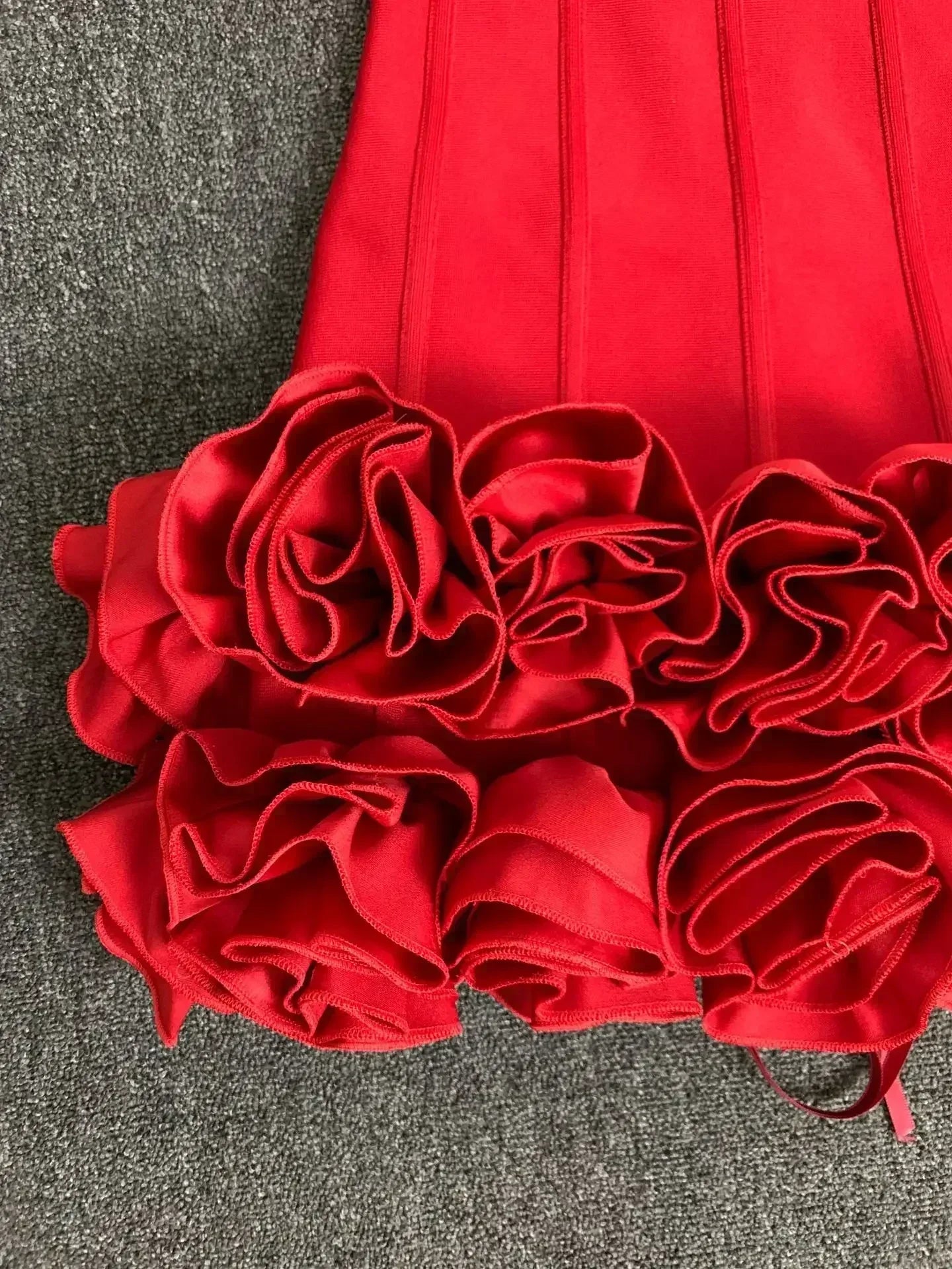 Real Photos Women New Bandage Dress Strapless Laced Up Back Flowers Hem Bodycon Mini Celebrity Evening Party Birthday Dresses