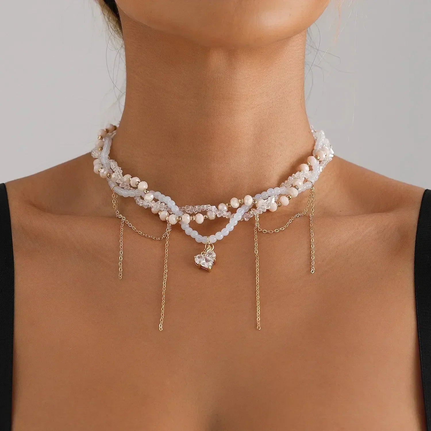 Fashion Heart Beaded Necklace for Women Boho Elegant Irregular Crystal Chain Y2K Choker Exquisite Party Gift Jewelry Accessories