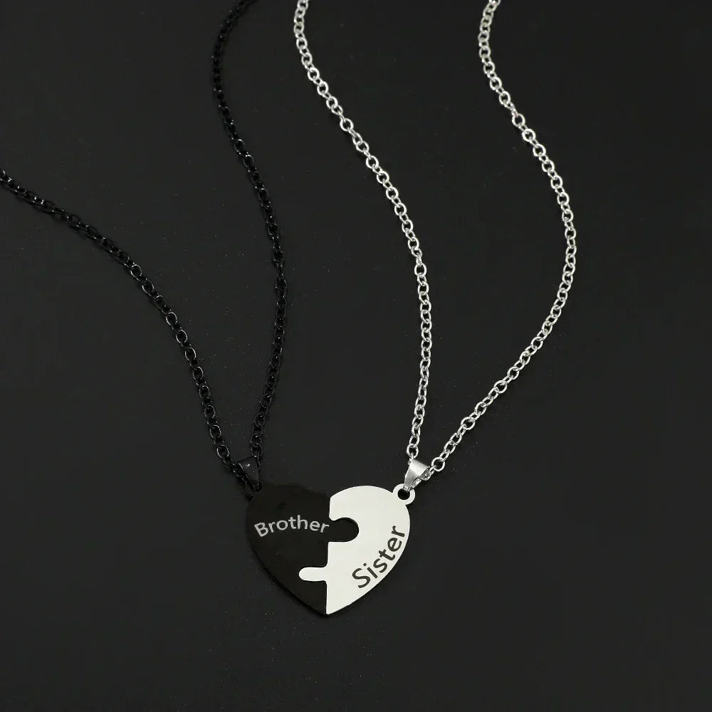 Father Mom Son Daughter Family Necklace Love Heart Puzzle Pendant Necklace Stainless Steel Jewelry for Women Mother's Day Gift