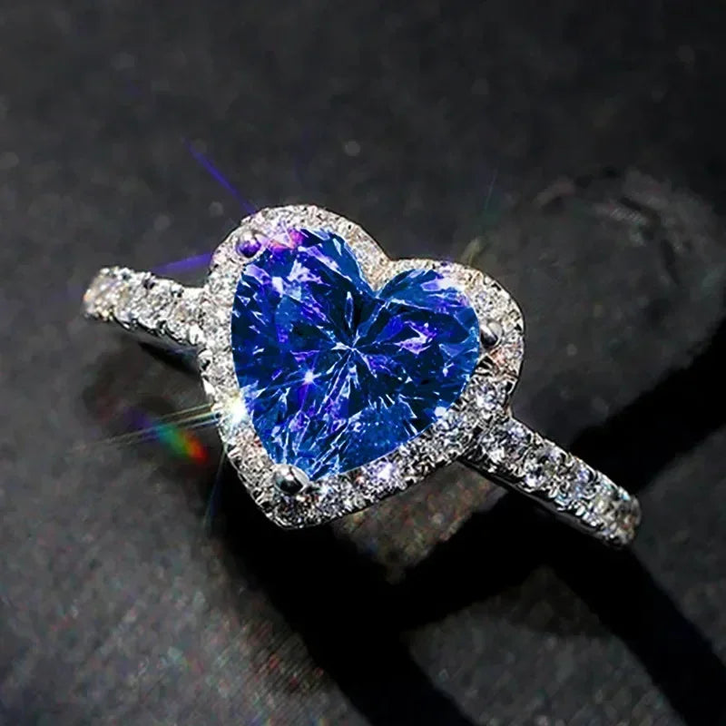 2025 New European and American Peach Heart Ring Women's Personalized Love Shaped Zircon Inlaid Diamond Fashion Jewelry Wholesale