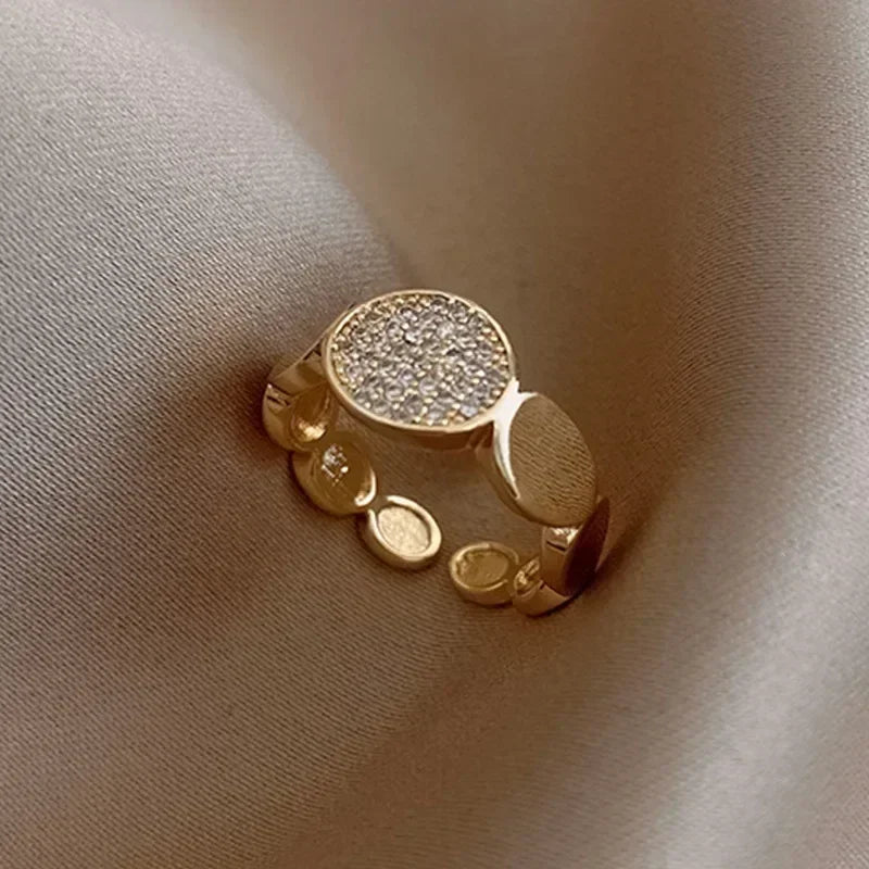 Light Luxury Gold Plated Leaf Opening Ring Exquisite Geometric Beehive Zircon Index Finger Ring Trend Wedding Party Jewelry Gift