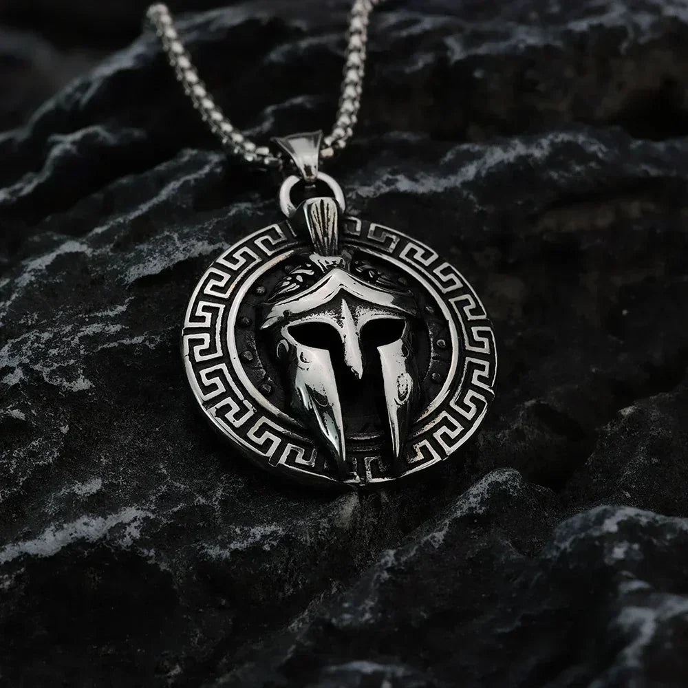 European and American Vintage Spartan Viking Mask Warrior Men's Titanium Steel Necklace Fashion Trend Helmet Handmade Pendant