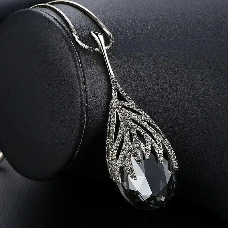New Arrival Long Necklaces for Women 2024 Fashion Gray Crystal Choker Collier Femme Statement Necklaces & Pendants Accessories