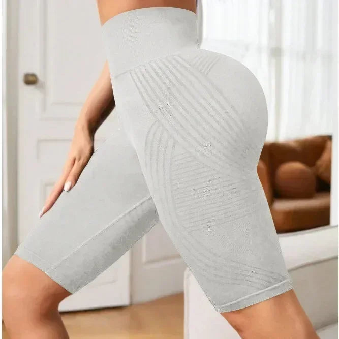 Women‘s Seamless Yoga Shorts High Waisted Striped Slim Shorts Sexy Butt Lifting Gym Trainning High Elastic Five Point Pants