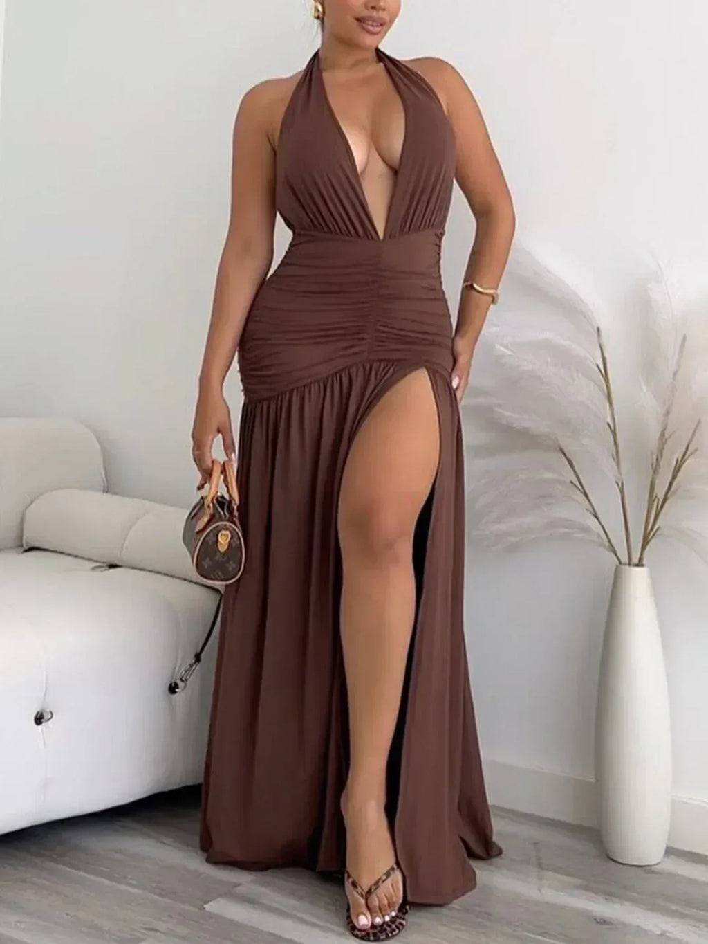 2025 Summer New Product Mature and Elegant Neck Hanging Deep V Chest Exposed Folded Waist High Split Design Backless Dress